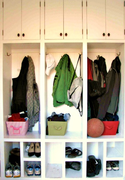 4 Entryway Storage Ideas for Families On-the-Go